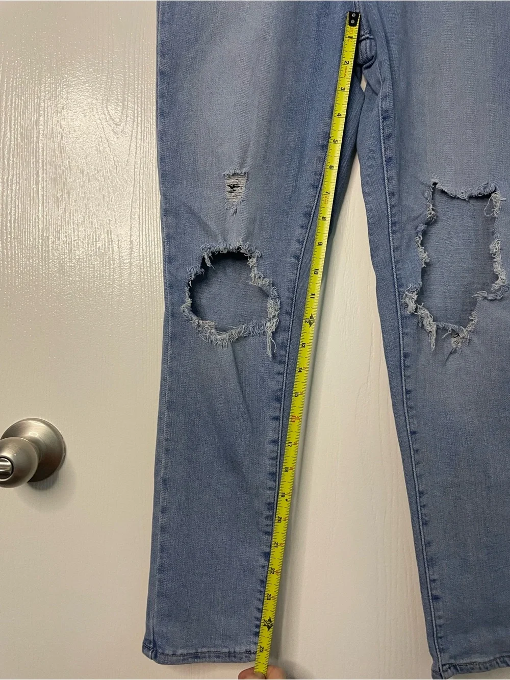 Levi’s 721 High Rise Skinny Distressed Jeans Size 28 - Picture 9 of 10